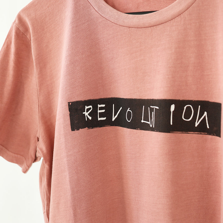 Revolution - rosa